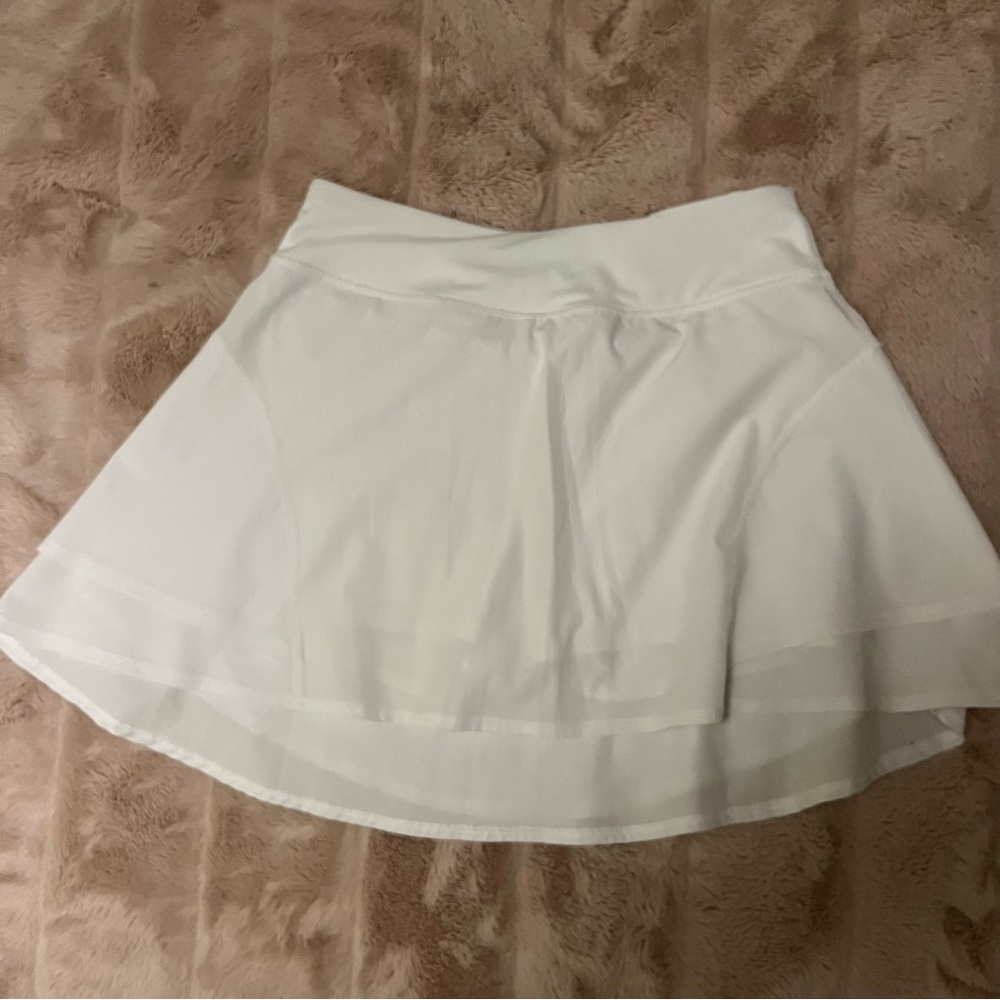 White tennis / golf skort